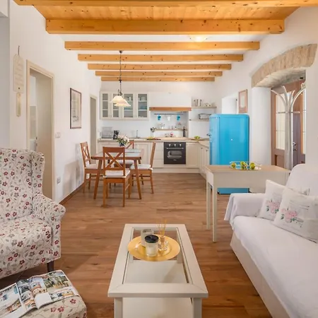 Casa Vita Holiday *